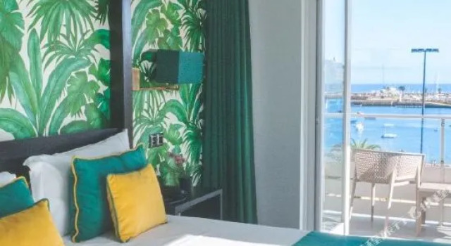 Полулюкс с видом на море Hotel Baia