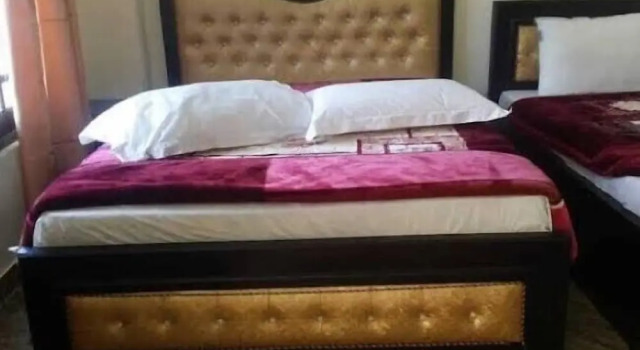 Swat Inn Hotel, Забронировать Отель Отели Свата с парковкой, Парковка