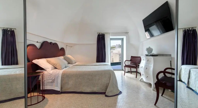 Bartago Luxury House