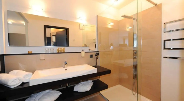 Люкс Hotel Vier Jahreszeiten