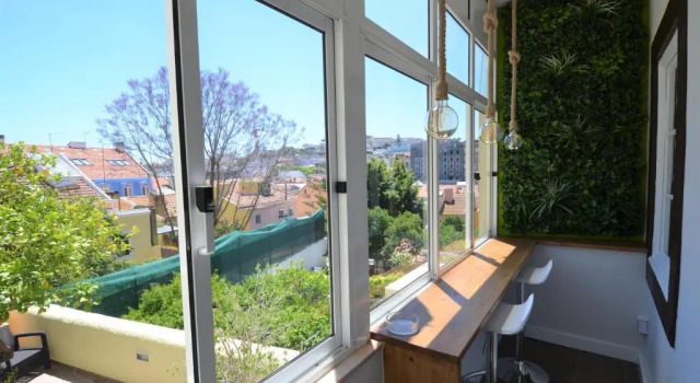 Апартаменты Lemon House with Private Garden