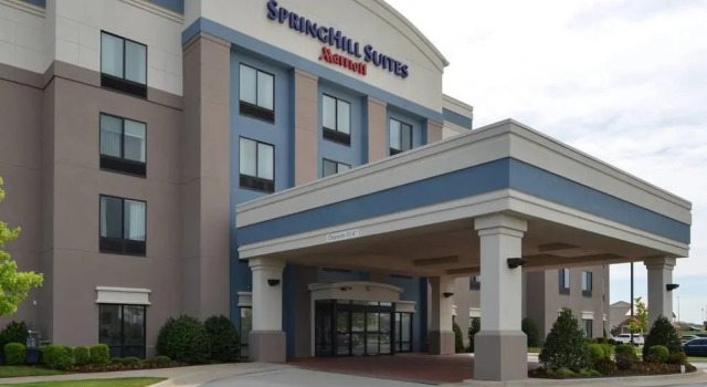 SpringHill Suites Oklahoma City Airport, Prenota Hotel Hotel a Oklahoma con piscina, Piscina