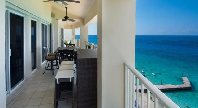 Cozumel Penthouse Condo-Las Brisas 702, Prenota Hotel Hotel a Quintana Roo con parcheggio, Parcheggio
