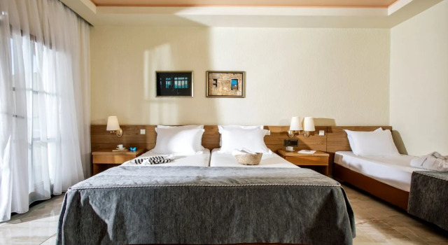 Possidi Holidays Resort & Suite Hotel