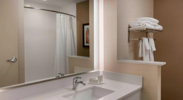 Четырёхместный номер Standard Fairfield Inn & Suites by Marriott Rock Hill