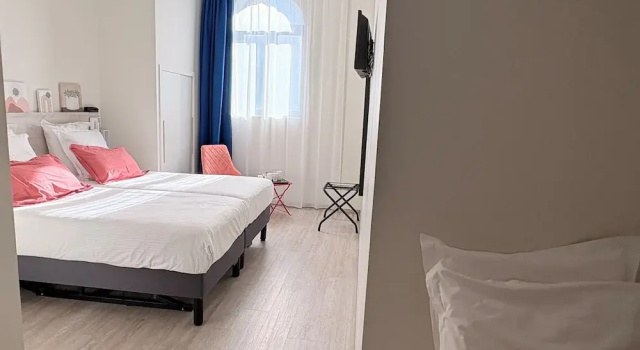 Трёхместный номер Standard Hôtel La Fabrique