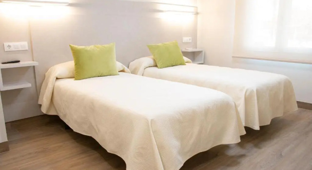 Hostal Restaurante el Cary, Забронировать Отель Монтемайор 