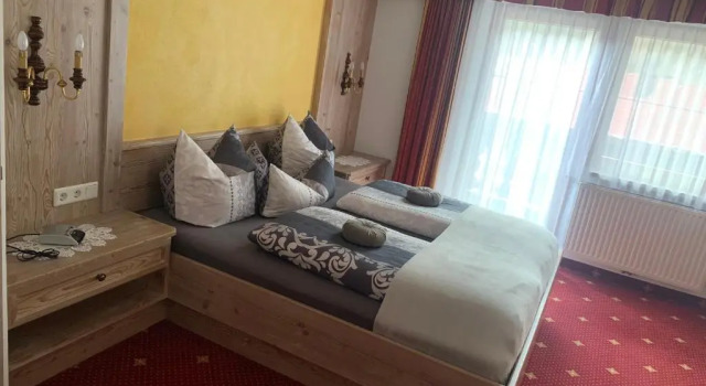 Двухместный номер Standard с балконом Appartements Gästehaus Schrott