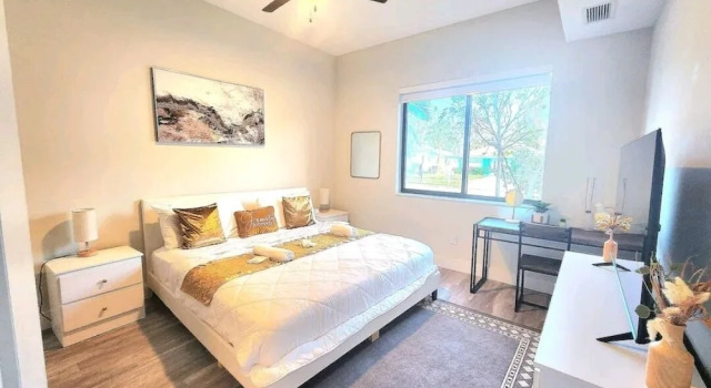 Lux and Cozy 2beds 2 Baths up to 8 guest, Забронировать Гостевой дом Гостевые дома Уэст-Палм-Бич, рядом с Публичный рынок Грандвью, Гостевой дом