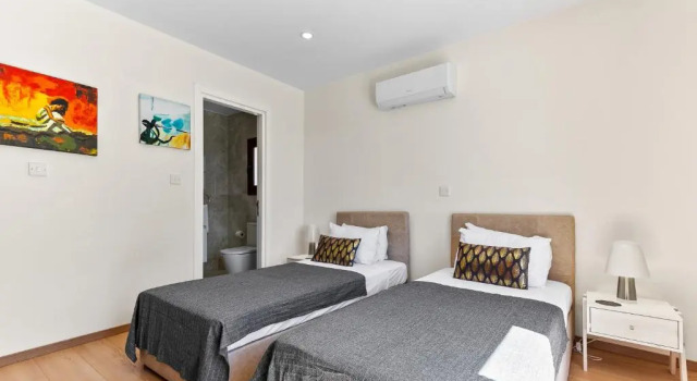 Villa Calantha 93 Aphrodite Hills, Boek Villa 4-sterren hotels in Kouklia, 4*