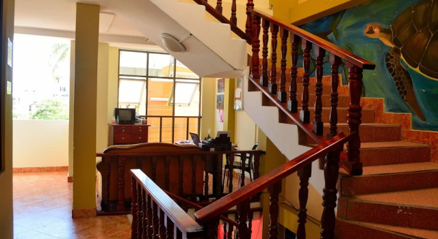 Carliza II Backpacker, Boek Hotel Puerto Ayora 