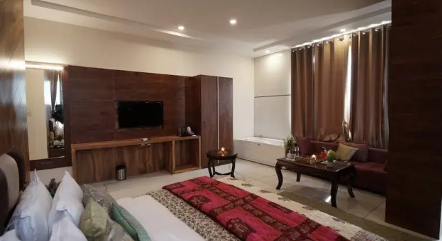 Hotel Padmavati Fort View, Забронировать Отель Читторгарх штат Раджастхан, рядом с Форт Читторгарх