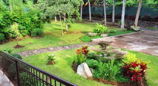 Семейный номер Standard с балконом Hotel Kimberly Tagaytay