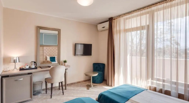 Двухместный номер Standard Hotel Meridian