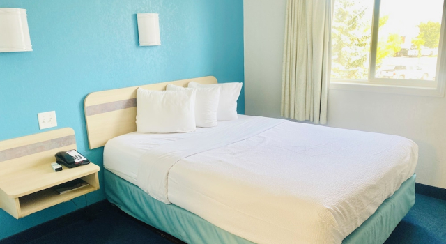 Двухместный номер Standard Motel 6-Red Deer, AB