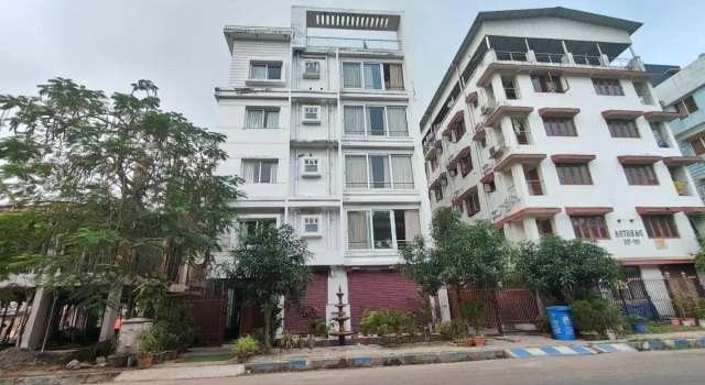 OYO 28208 99 Kombo Inn, Забронировать Отель Калькутта East Zone, рядом с Capgemini India Private Limited