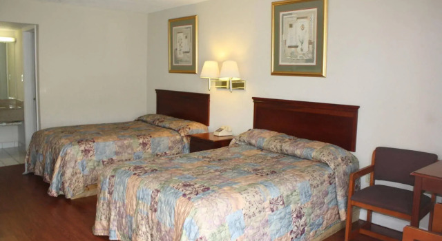 Gateway Inn Savannah, Rezerwuj Hotel Savannah Georgia