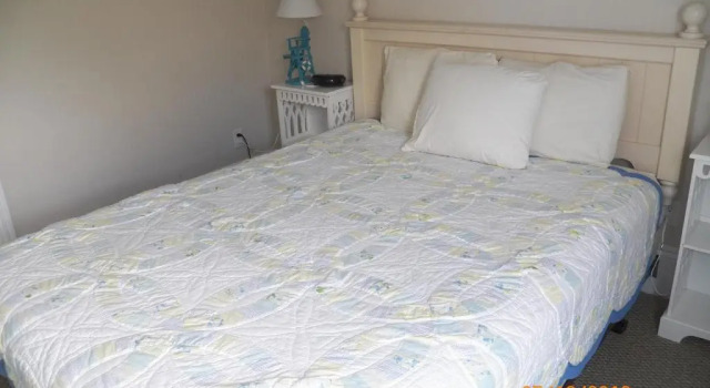 Двухместный люкс Coast Village Inn & Cottages