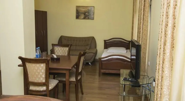 Dreier Zimmer Capital Hotel