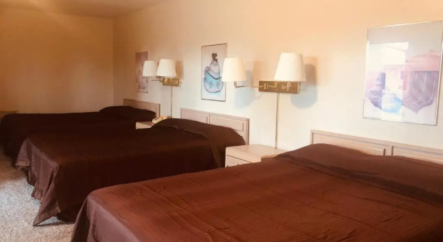 Семейный номер Standard The Golden Spur Hotel