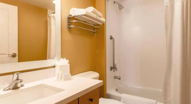 Двухместный люкс TownePlace Suites by Marriott Yuma