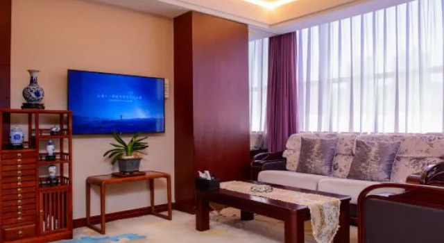 Люкс Deluxe Huanghua International Hotel