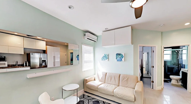 Limescape  - One Block From Boardwalk! 1 Bedroom Cabin, Забронировать Дом для отпуска Виллы Голливуд-Бич, Вилла
