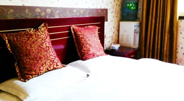 Jiuyuejiu Business Hotel, Book Hotel Hoteller og overnatningssteder i Pidu, Hotel