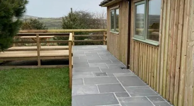 Rural Wood Cabin - less than 3 miles from St Ives
