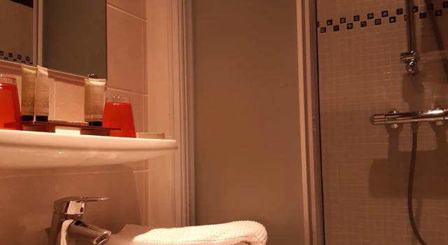 Номер Premium Hôtel Le Chatellier - Piscine chauffée davril à octobre