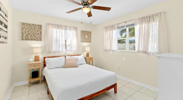 Family Getaway Pool Patio Fire Pit Walk To The Beach, Reserva ahora Hotel Satellite Beach Space Coast