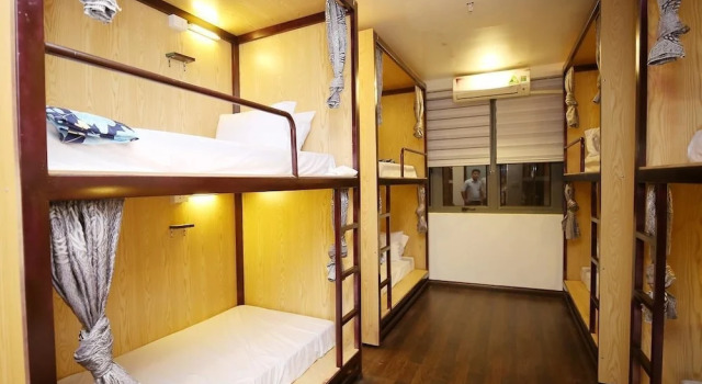 Summer Place Hotel - Hostel