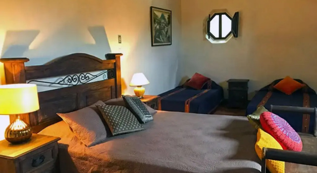 Casita Santiago, Book Apartment Hotels in Zacatepeques with Parking, Parking