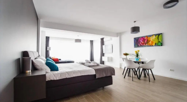 Lounge 8 Studios, Rezervovat Hotel Hotely v Bihor s parkováním, Parkování