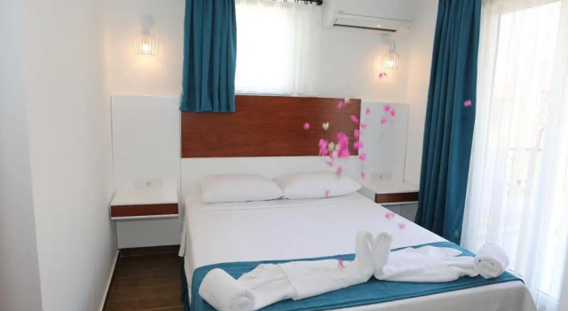 Mina Apart Hotel