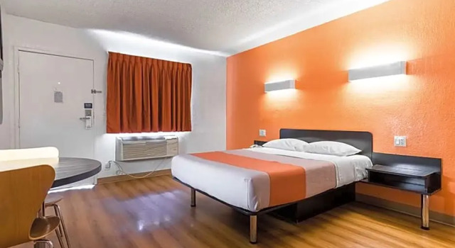 Номер Standard Motel 6-Long Beach, CA - International City