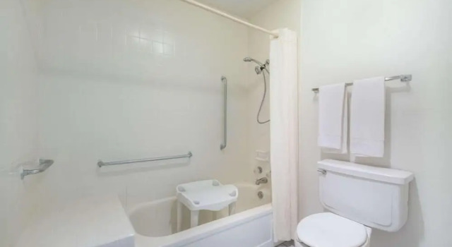 Номер Standard c 1 комнатой Castle inn & suites by OYO Lawton