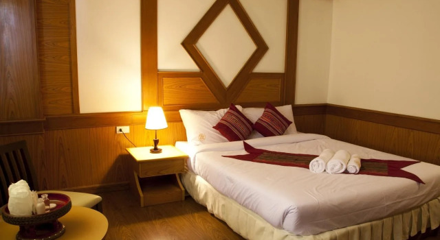 Zaza Hotel, Брондау Қонақ үй Samut Prakan Samut Prakan Province