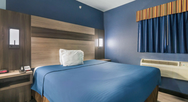 Двухместный номер Standard Rodeway Inn Carrollton I-35E