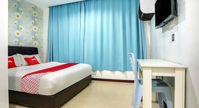 Номер Deluxe OYO 89583 Grove Hotel