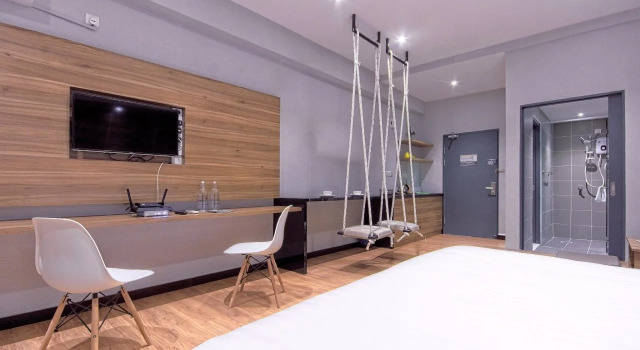 Robusta Suites by mushROOM
