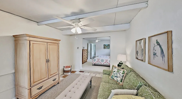 33091a7f 3 Bedroom Home, Забронировать Дом для отпуска Виллы Кейп-Корал, Вилла