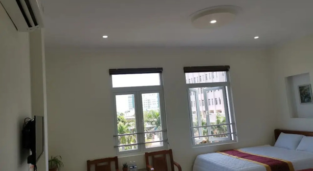 An Ngân Phú Hotel, Забронировать Отель Куинён Binh Dinh