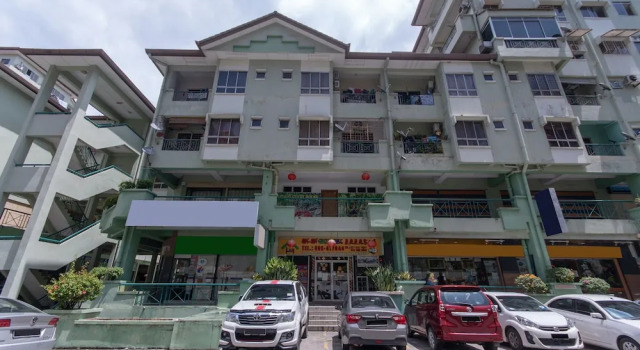 Api Api Guesthouse 533 by Oyo Rooms, Prenota Hotel Kota Kinabalu Sabah