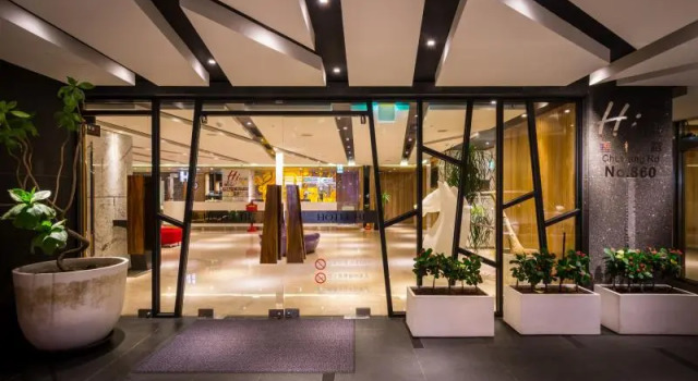 Кровать в общем номере HOTEL HI- Chui-Yang