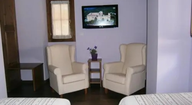 Casa Taconera, Book Hotel Hotels in Aragon with Parking, Parking