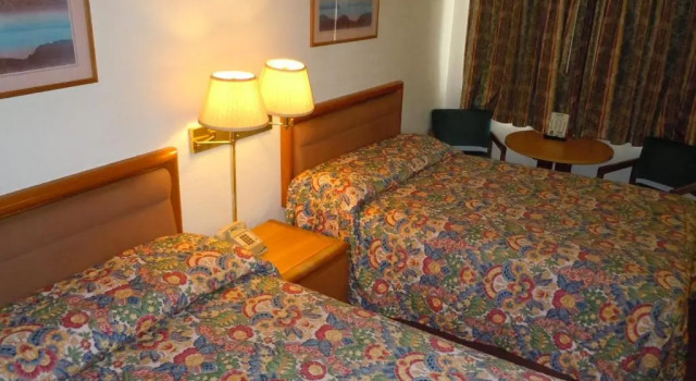 Habitación cuádruple Estándar Value Inn