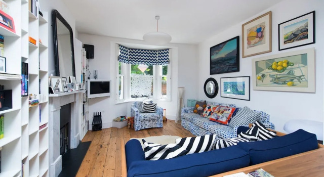 Fashionable 3BR Family Home in Battersea, Забронировать Отель Отели Баттерси 3 звезды, 3*