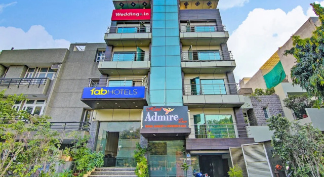 Fabhotel Admire Suites