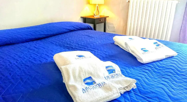 Arciuolo Bed and Breakfast, Buchen Sie Hotel Hotels in Foresta Umbra mit Frühstück, Frühstück